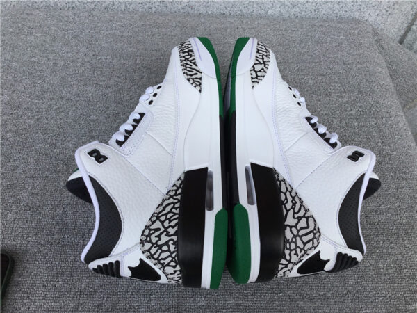 Air Jordan 3 Retro 'Oregon Ducks' - Image 24