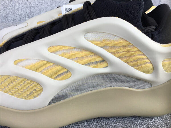 Yeezy Boost Srphym Leaf Yellow - Image 27