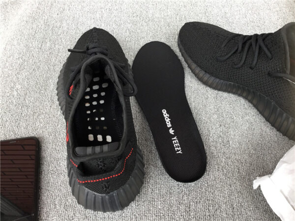 Yeezy Boost Bred - Image 4