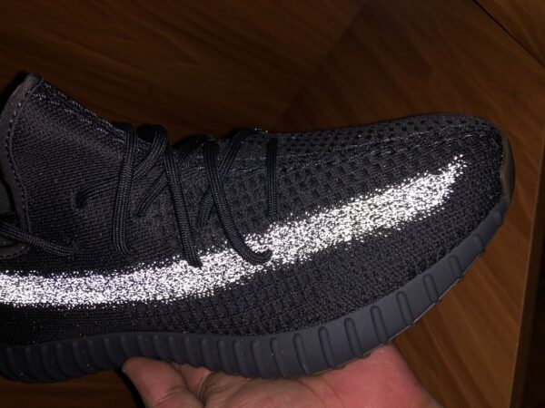 Yeezy Boost Kids 'Onyx' - Image 26