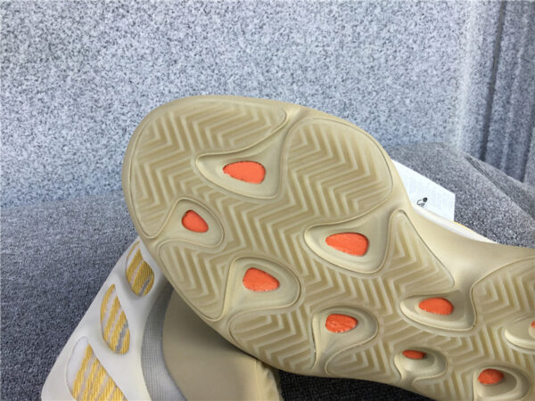 Yeezy Boost Srphym Leaf Yellow - Image 30