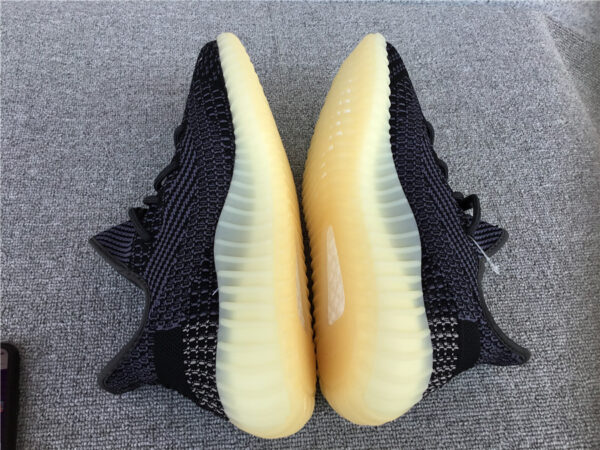 Yeezy Boost Yecheil Non-Reflective - Image 2