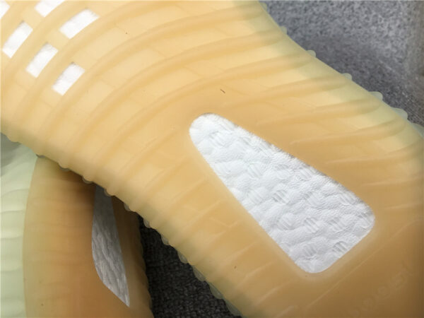 Yeezy Boost 'Yeshaya Reflective' - Image 31