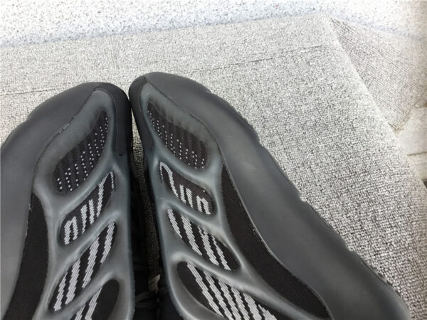 Yeezy Boost Alvah Dark - Image 31