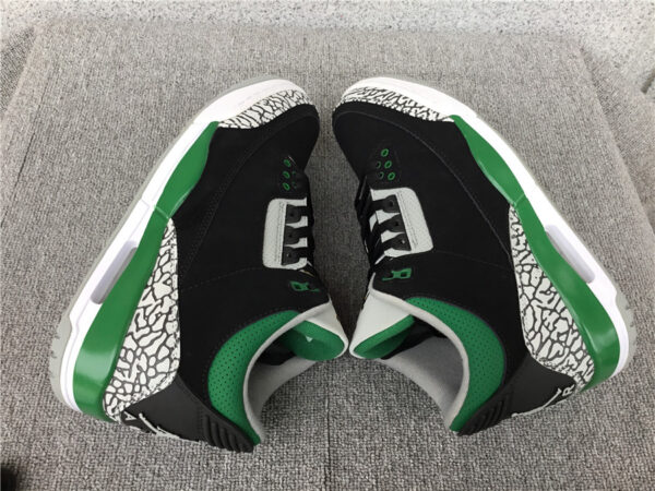 Air Jordan GS 'Pine Green' - Image 31