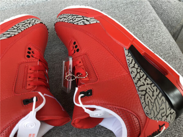 Air Jordan 3“Varsity Red - Image 28