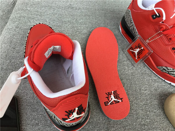 Air Jordan 3“Varsity Red - Image 30