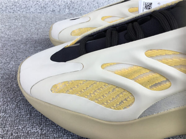 Yeezy Boost Srphym Leaf Yellow - Image 31