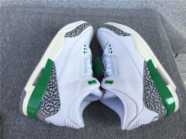 Wmns Air Jordan 3 Retro 'Lucky Green' - Image 26