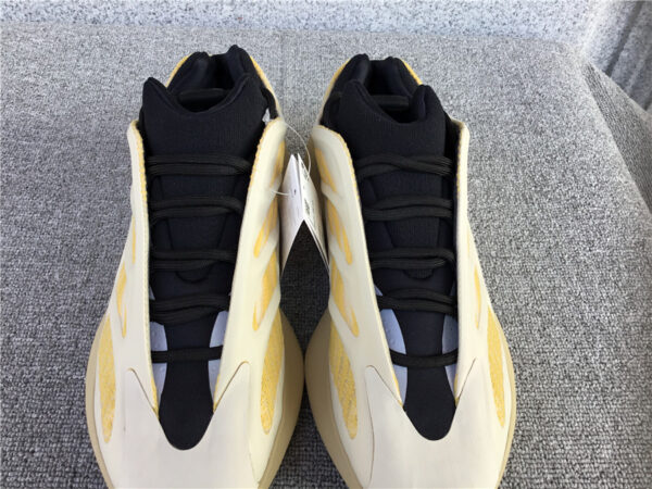 Yeezy Boost Srphym Leaf Yellow - Image 32