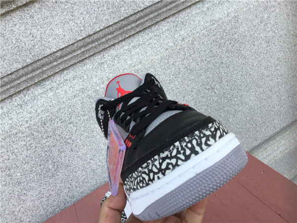 Air Jordan 3 Retro OG 'Black Cement' - Image 7