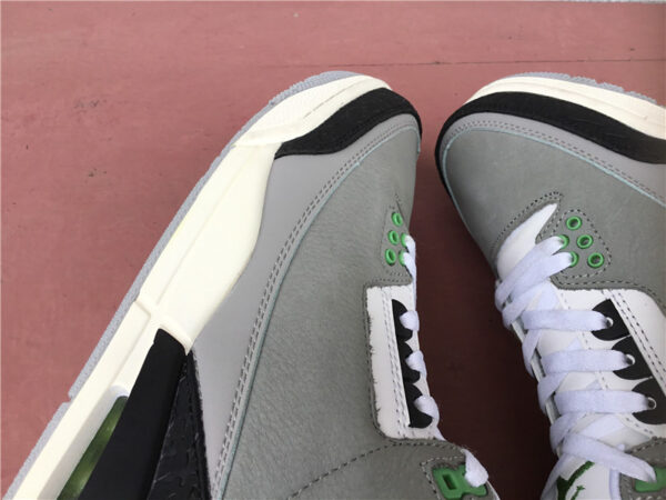 Air Jordan 3 Retro GS 'Chlorophyll' - Image 3