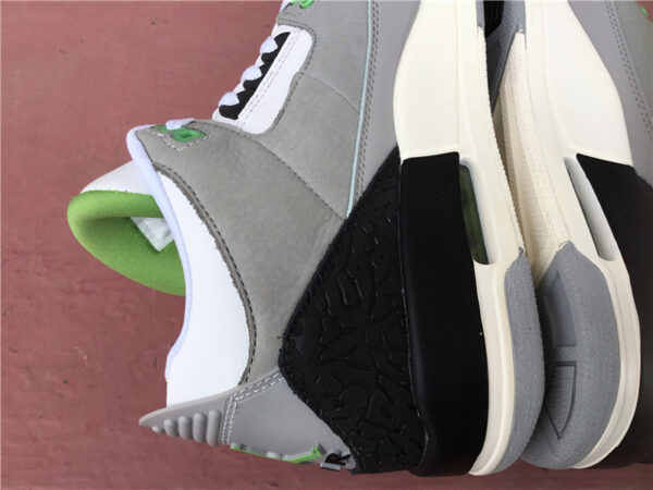 Air Jordan 3 Retro GS 'Chlorophyll' - Image 6