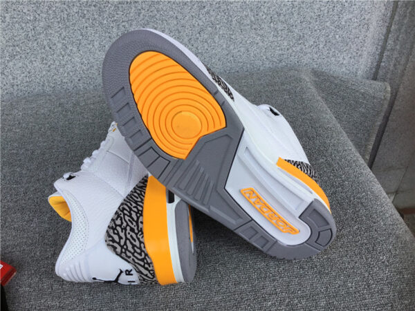 Wmns Air Jordan 3 Retro 'Laser Orange' - Image 18