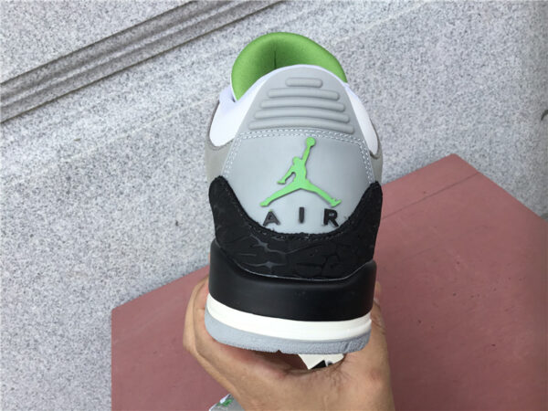 Air Jordan 3 Retro GS 'Chlorophyll' - Image 19
