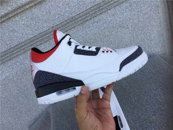 Air Jordan 3 Retro Denim SE 'Fire Red'